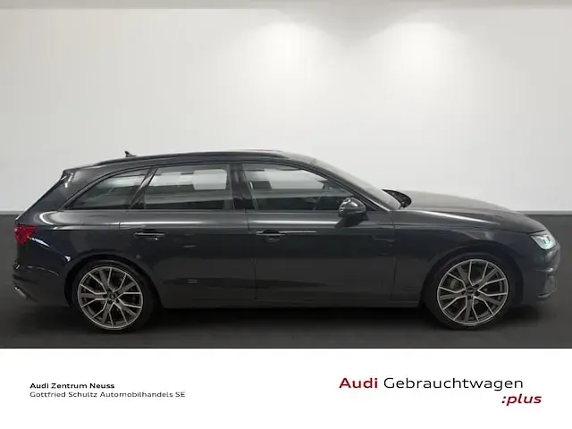 Gebraucht Audi A4 Ambiente 204 PS (150 kW) 2023 Grau Kombi