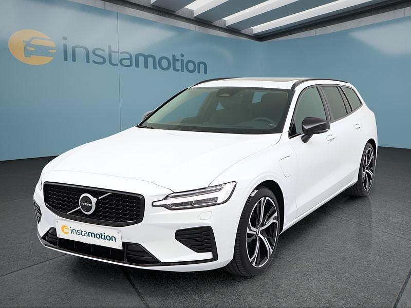Gebraucht Volvo V60 398 PS (292 kW) 2025 Weiß Kombi