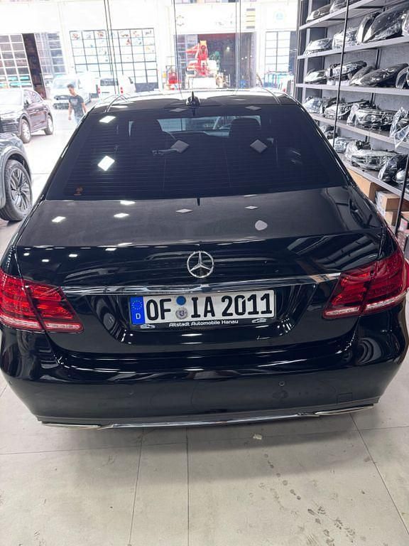 Schwarz Gebraucht 2015 Mercedes E250 Avantgarde Kombi | 14.000 € (Guter Preis) - Bild 1/4