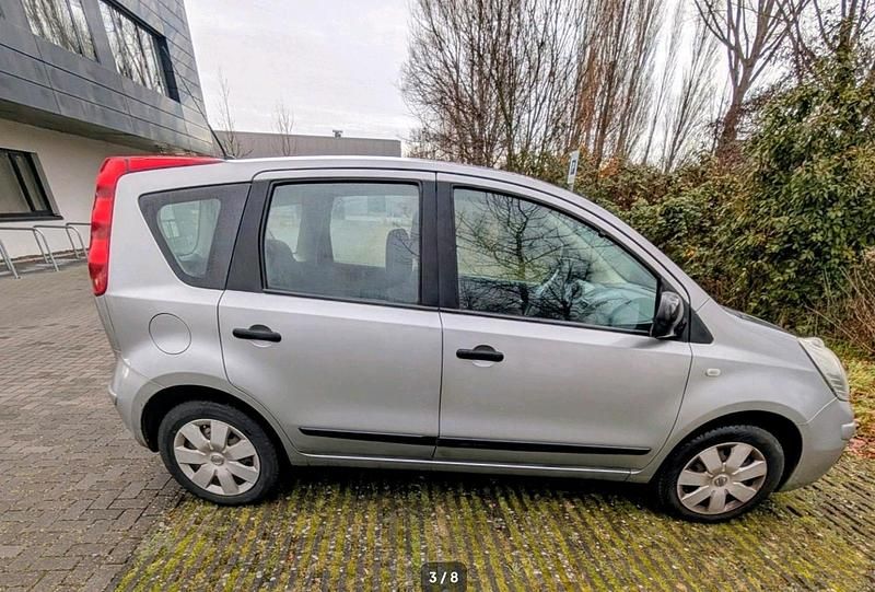 Gebraucht Nissan Note 88 PS (64 kW) 2009 Silber Kleinwagen