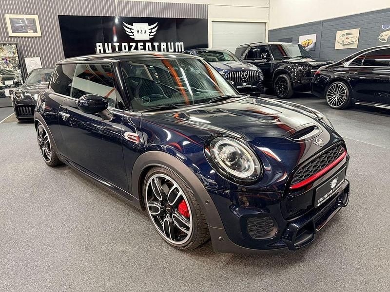 Gebraucht Mini John Cooper Works Chili 231 PS (169 kW) 2019 Schwarz Kleinwagen