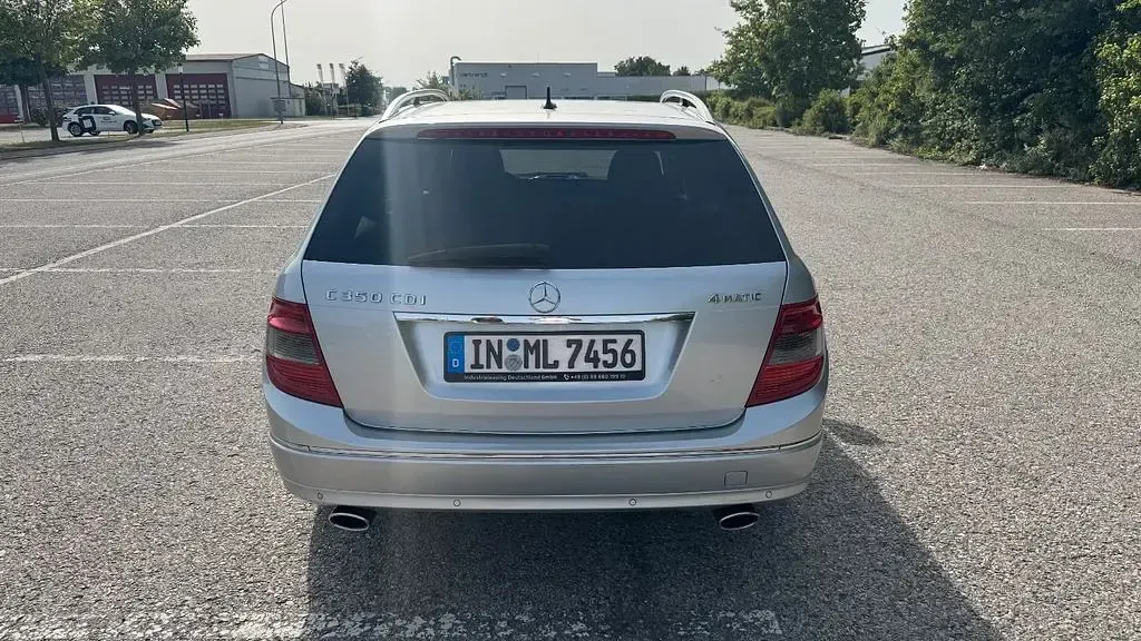 Gebraucht Mercedes C350 231 PS (169 kW) 2010 Silber Limousine