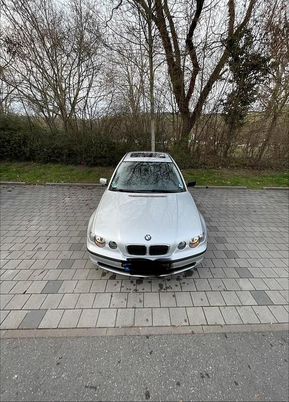 Gebraucht BMW 316 Compact 116 PS (85 kW) 2003 Grau Kleinwagen