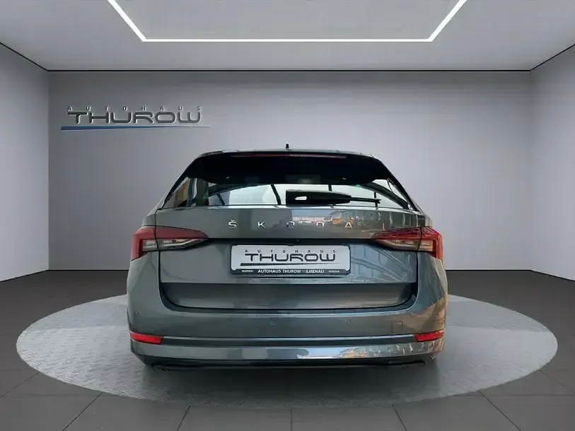 Gebraucht Skoda Octavia First Edition 150 PS (110 kW) 2020 Quarzgrau metallic Limousine