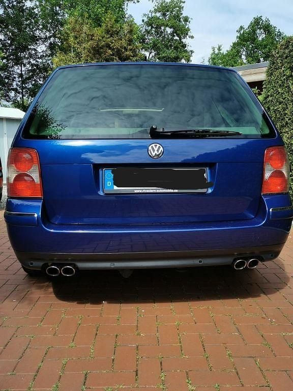 Usata VW Passat 275 CV (202 kW) 2003 Blu Station wagon