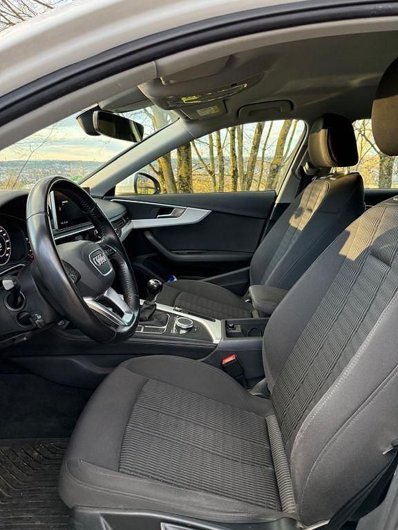 Używany Audi A4 Design 190 KM (139 kW) 2017 Biały Kombi