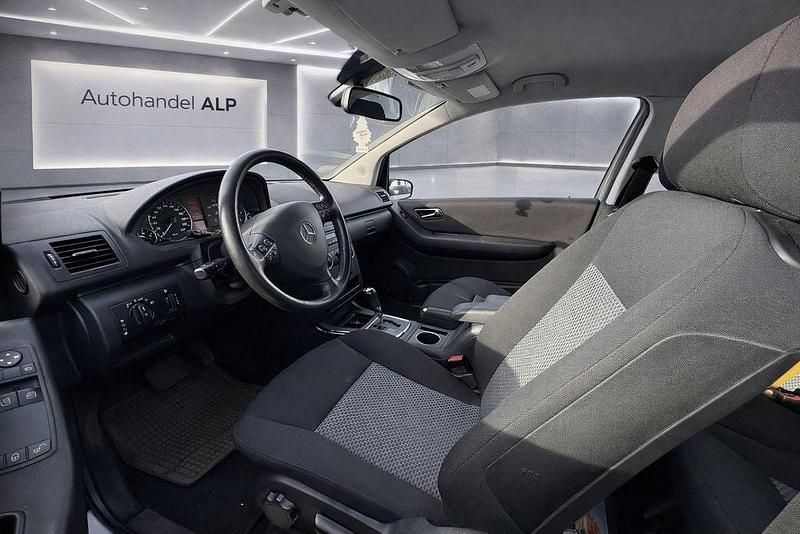 Gebraucht Mercedes A150 95 PS (69 kW) 2007 Silber Limousine