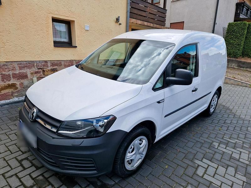 Weiß Gebraucht 2016 VW Caddy Van / Kleinbus | 13.499 € (Fairer Preis) - Bild 1/4