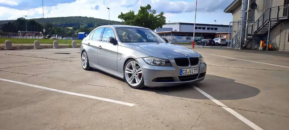 Gebraucht BMW 325 218 PS (160 kW) 2005 Limousine