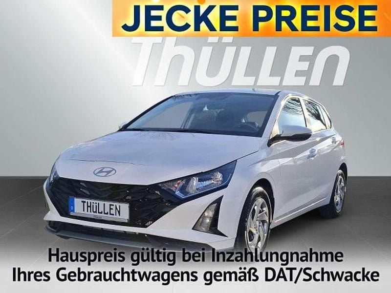 Weiß Neu 2025 Hyundai i20 Select Kleinwagen | 19.480 € (Fairer Preis) - Bild 1/4