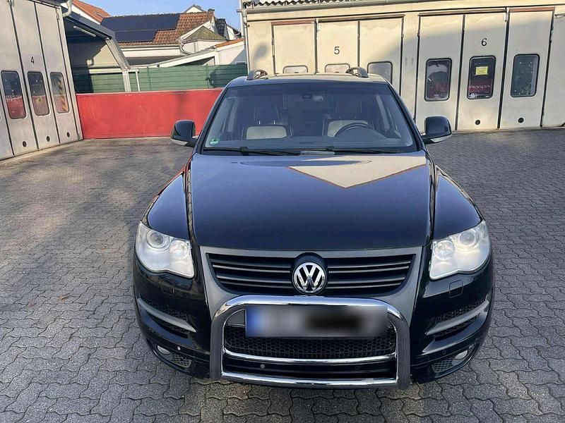Schwarz Gebraucht 2009 VW Touareg Individual SUV | 9.000 € (Fairer Preis) - Bild 1/4