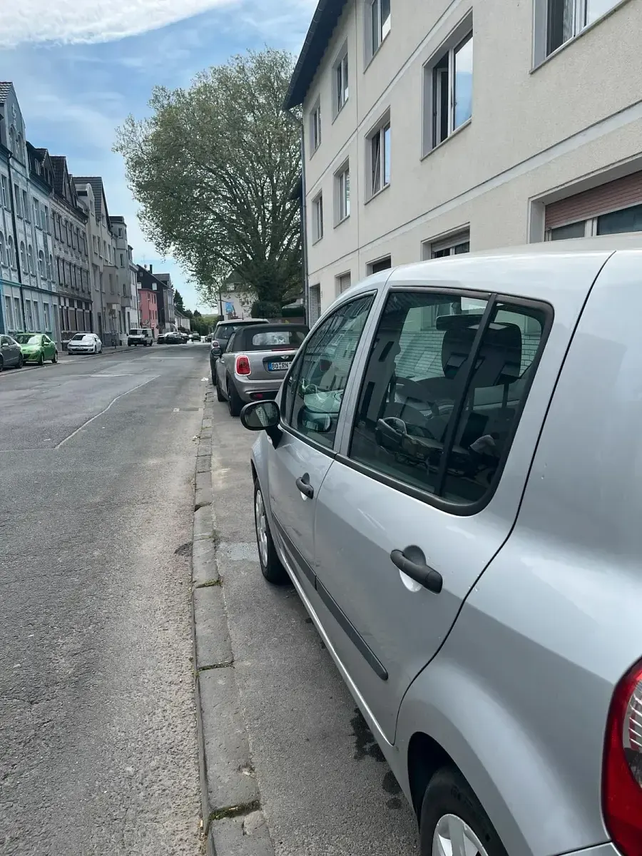 Usata Renault Modus 75 CV (55 kW) 2007 Argento Monovolume