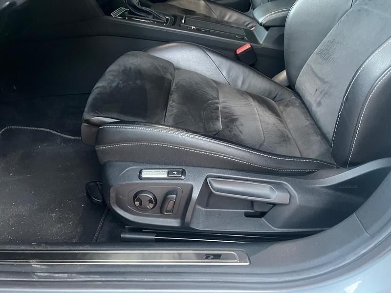 Gebraucht VW Arteon R-line 190 PS (139 kW) 2017 Grau Kleinwagen