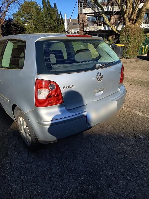 Gebraucht VW Polo 75 PS (55 kW) 2003 Silber Kleinwagen
