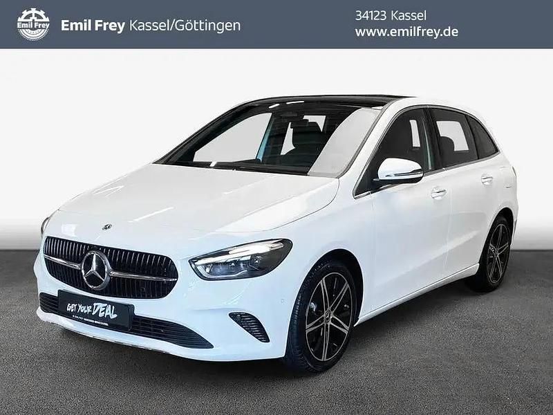 Weiß Gebraucht 2025 Mercedes B180 Advanced Van / Kleinbus | 36.400 € (Fairer Preis) - Bild 1/4
