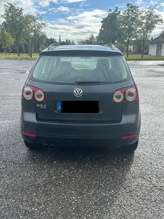 Gebraucht VW Golf Plus Cross 102 PS (75 kW) 2010 Blau Van / Kleinbus
