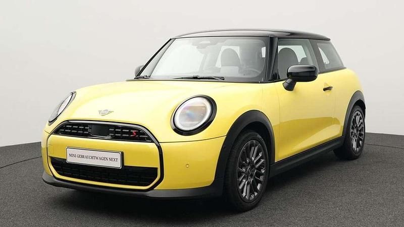 Gelb Gebraucht 2024 Mini Cooper S Classic Kleinwagen | 28.278 € (Fairer Preis) - Bild 1/4