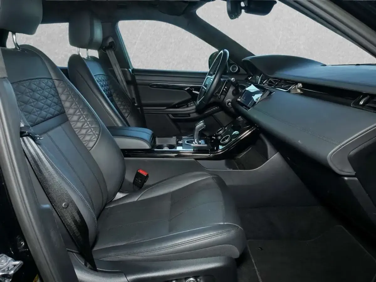 Gebraucht Land Rover Range Rover evoque Autobiography 250 PS (183 kW) 2023 Santorini black SUV