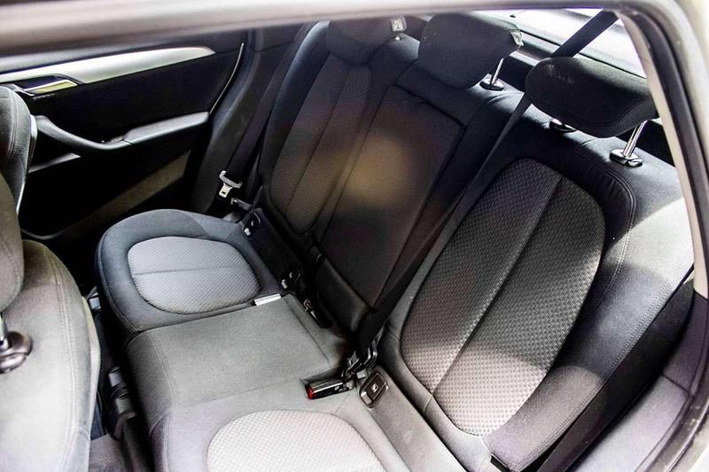 Gebraucht BMW X1 Advantage 190 PS (139 kW) 2016 Grau SUV