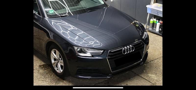 Schwarz Gebraucht 2018 Audi A4 Limousine | 14.999 € (Superpreis) - Bild 1/4