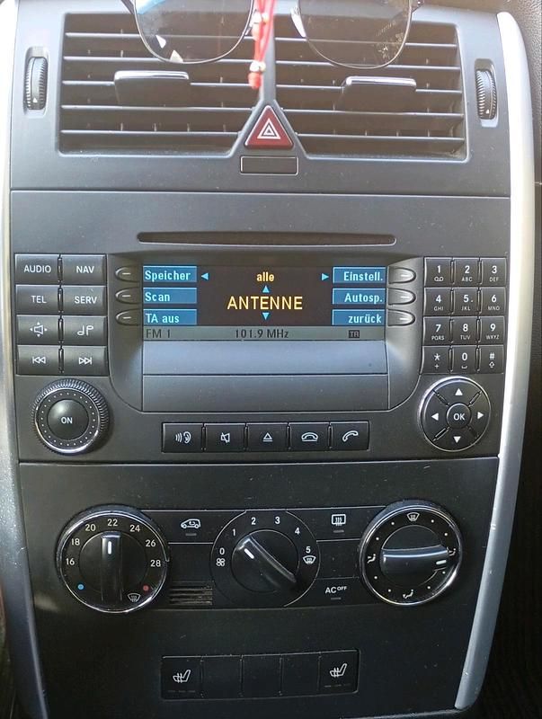 Gebraucht Mercedes B200 2007 Silber Van / Kleinbus