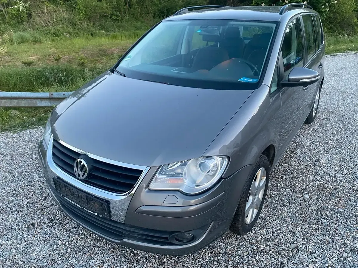 Gebraucht VW Touran 140 PS (102 kW) 2009 Grau Van / Kleinbus