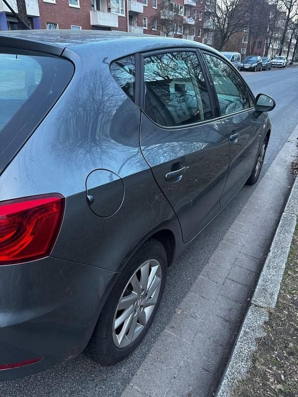 Gebraucht Seat Ibiza 55 PS (40 kW) 2013 Grau Kleinwagen