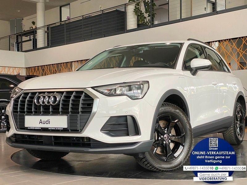 Weiß Gebraucht 2022 Audi Q3 Basis SUV | 27.980 € (Superpreis) - Bild 1/3