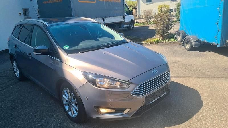 Second-hand Ford Focus 125 CP (91 kW) 2015 Auriu Break