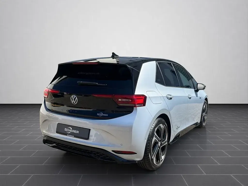 Gebraucht VW ID.3 GTX 239 kW (326 PS) 2026 Scale silver metallic / schwar Kleinwagen