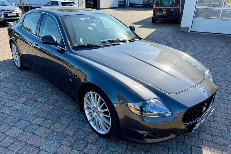 Gebraucht Maserati Quattroporte GT 439 PS (322 kW) 2010 Grigio granito Limousine