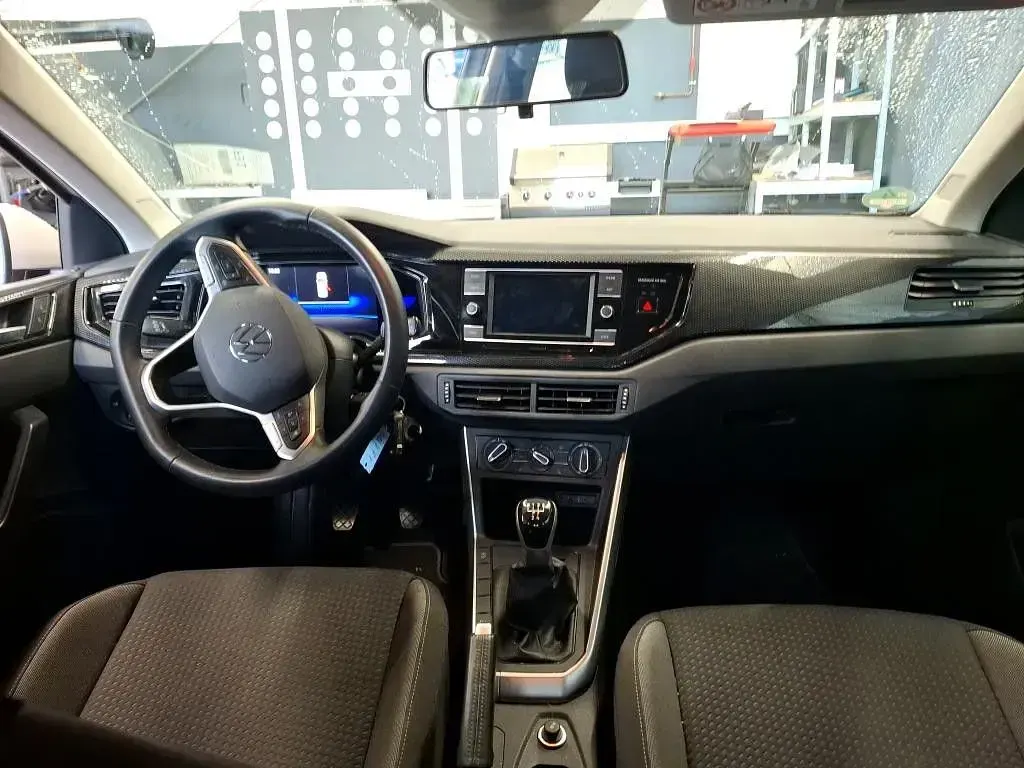 Gebraucht VW Polo Life 80 PS (58 kW) 2022 Grau Kleinwagen