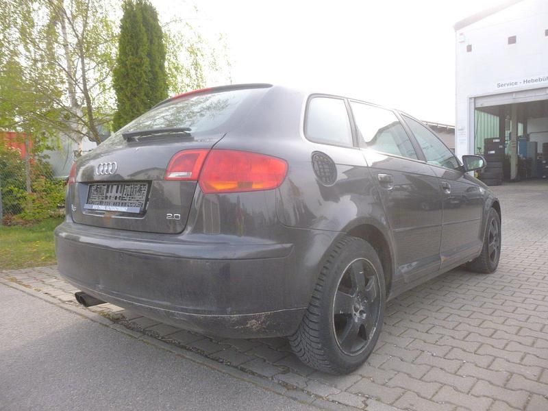 Gebraucht Audi A3 Ambition 150 PS (110 kW) 2004 Schwarz Kleinwagen