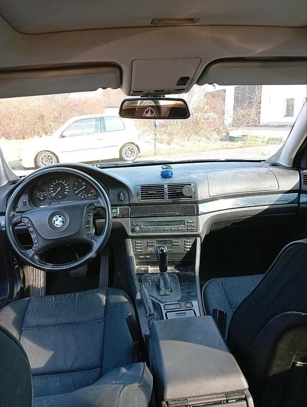 Gebraucht BMW 520 170 PS (125 kW) 2002 Blau Kombi