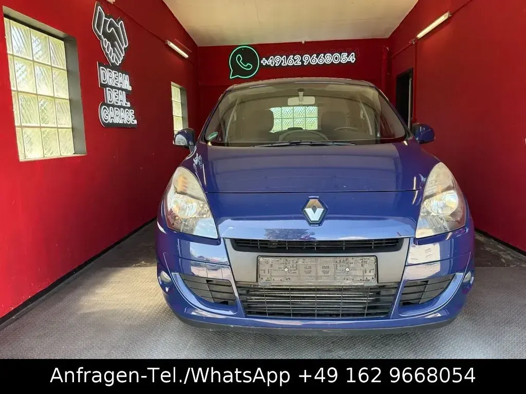 Gebraucht Renault Scénic III Expression 106 PS (77 kW) 2010 Blau Van / Kleinbus