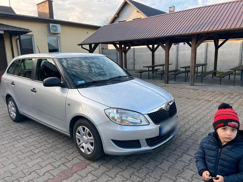Gebraucht Skoda Fabia 75 PS (55 kW) 2011 Silber Kombi