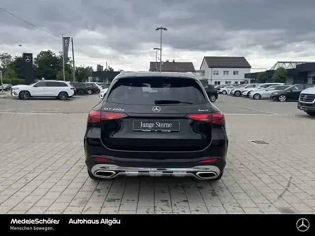 Gebraucht Mercedes GLC220 AMG 197 PS (144 kW) 2025 Schwarz SUV
