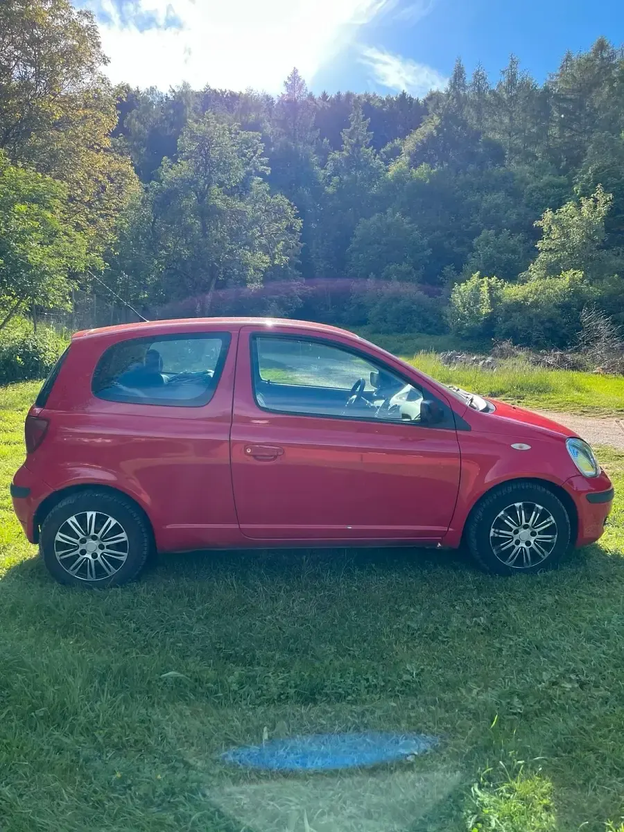 Gebraucht Toyota Yaris 60 PS (44 kW) 2004 Kleinwagen