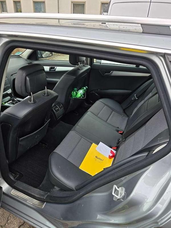 Beige Gebraucht 2008 Mercedes C220 Elegance Kombi | 5.500 € (Teuer) - Bild 1/4