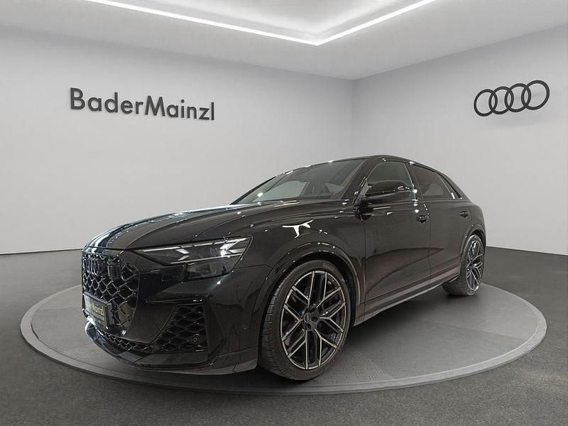 Mythosschwarz metallic Gebraucht 2024 Audi RS Q8 Ambiente SUV | 133.880 € (Teuer) - Bild 1/4