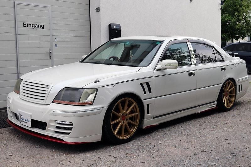 Gebraucht Toyota Crown 280 PS (205 kW) 2000 Pearl white metallic Limousine