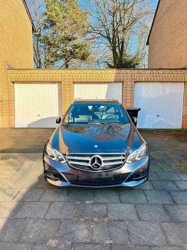 Gebraucht Mercedes E250 AMG 211 PS (155 kW) 2015 Grau Kombi