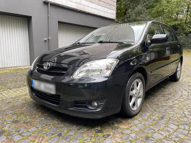 Schwarz Gebraucht 2005 Toyota Corolla Limousine | 3.700 € (Fairer Preis) - Bild 1/4