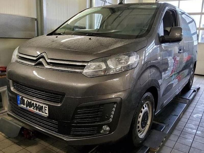 Grau Gebraucht 2021 Citroën e-Jumpy Van / Kleinbus | 16.500 € (Fairer Preis) - Bild 1/2