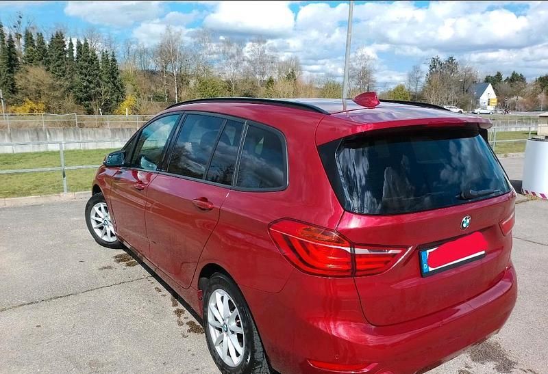 Gebraucht BMW 216 Gran Tourer 116 PS (85 kW) 2018 Rot Van / Kleinbus