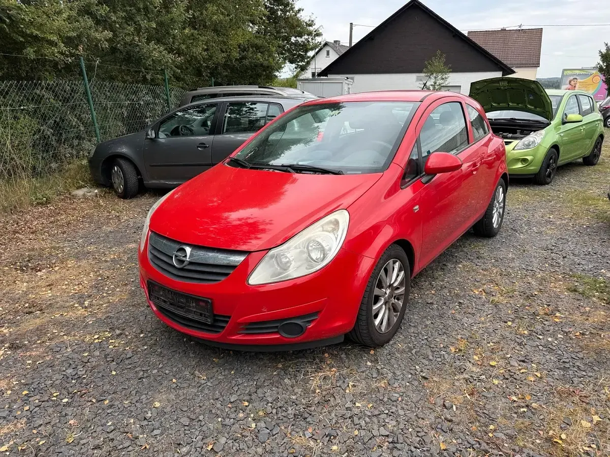 Gebraucht Opel Corsa 90 PS (66 kW) 2008 Rot Kleinwagen