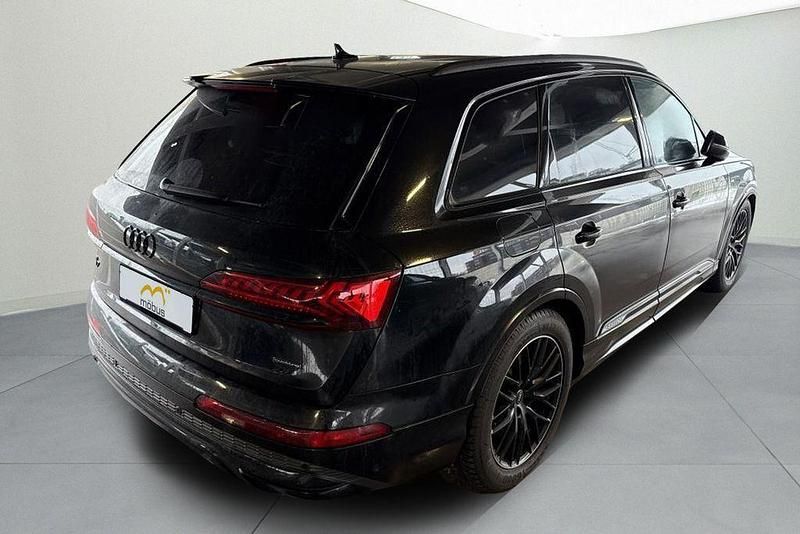 Gebraucht Audi Q7 Competition 232 PS (170 kW) 2023 Mythosschwarz metallic SUV