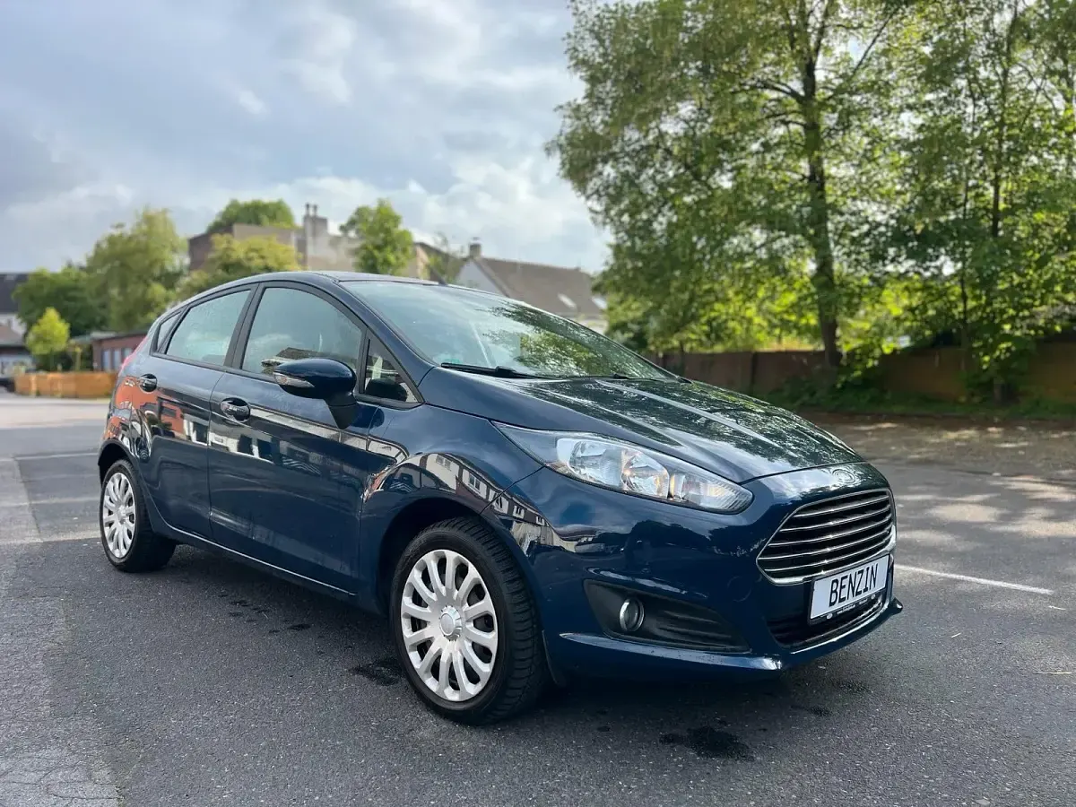 Gebraucht Ford Fiesta SYNC Edition 60 PS (44 kW) 2005 Rot Kleinwagen