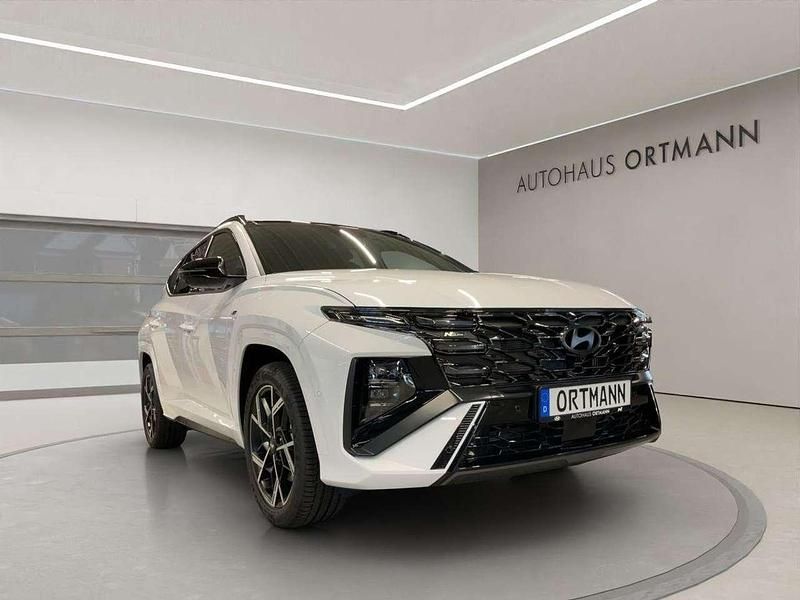 Serenity white / mic Gebraucht 2025 Hyundai Tucson N Line SUV | 47.990 € - Bild 1/4