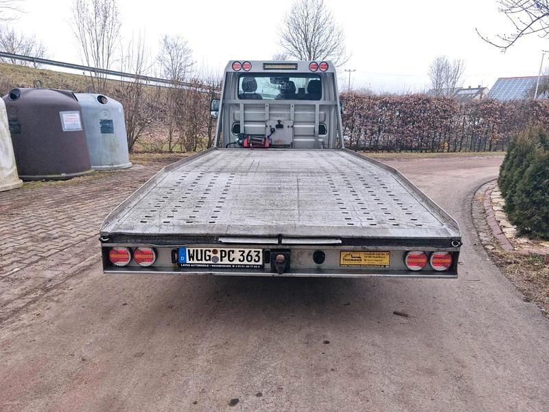 Gebraucht Iveco Daily 180 PS (132 kW) 2021 Silber